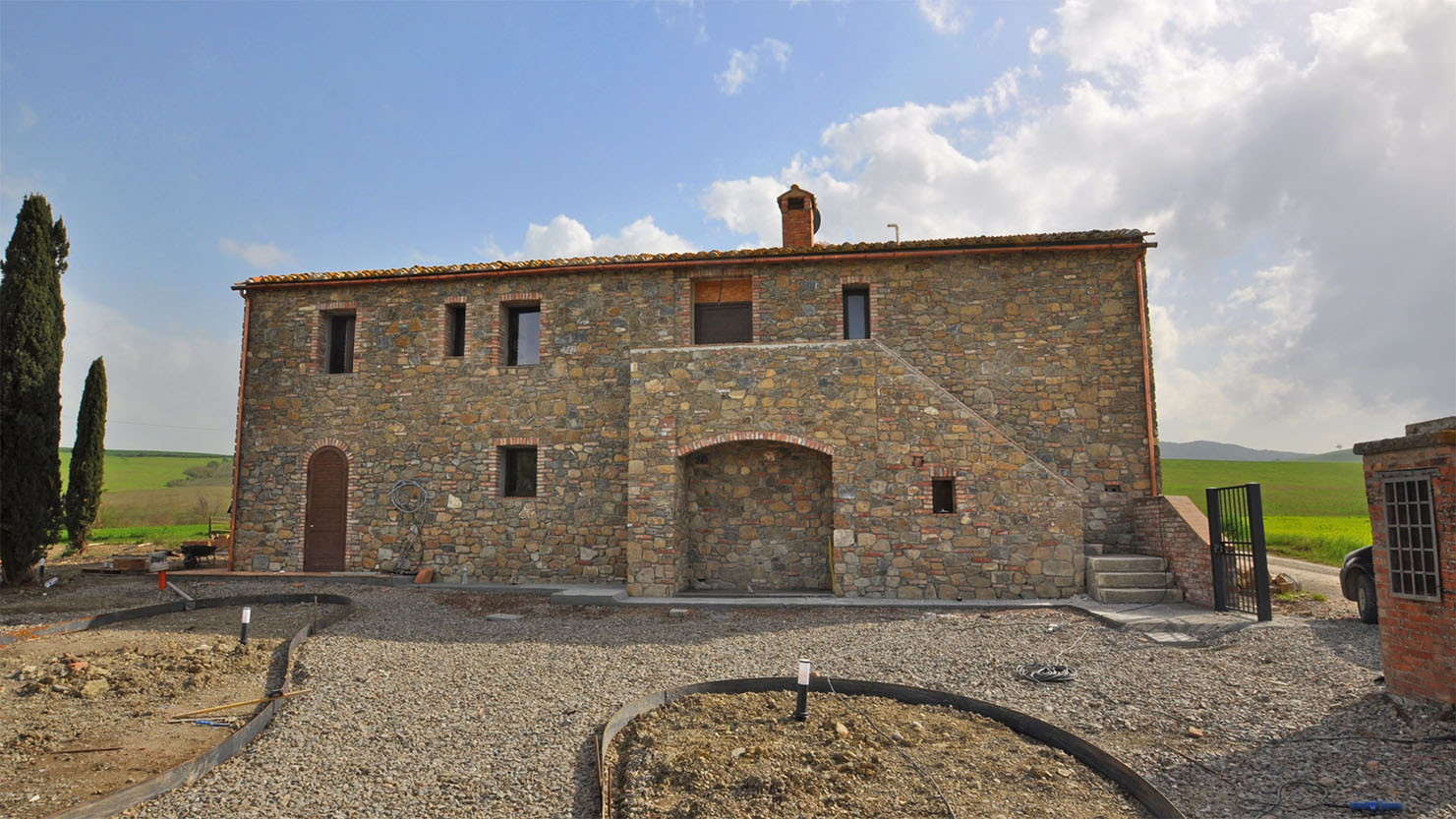 House in Castiglione d'Orcia - view 1