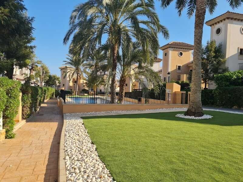 House in Alicante - view 1