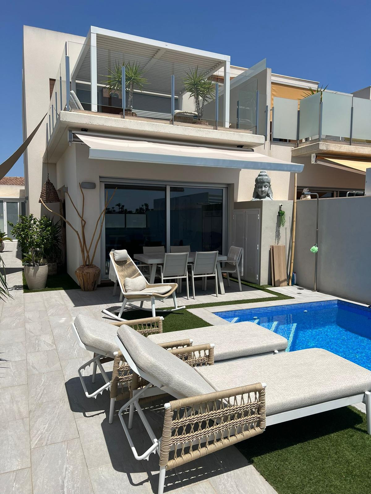 House in Alicante - view 1