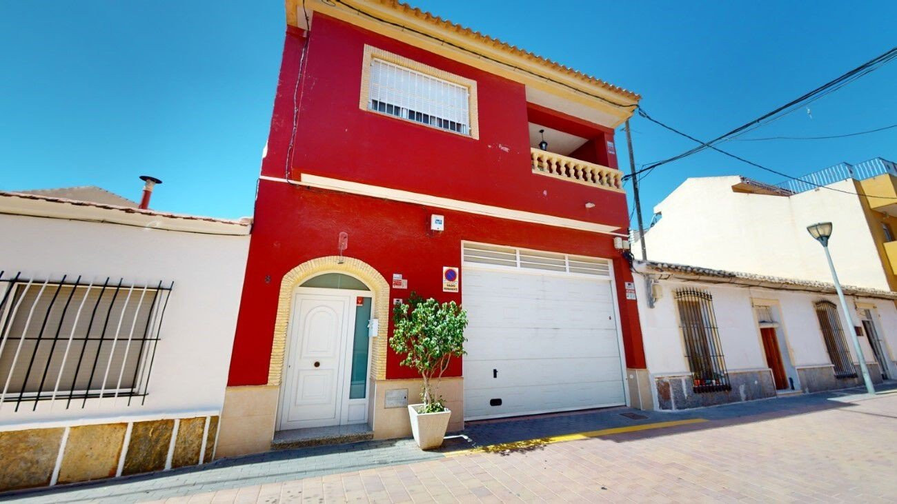 House in Balsicas - view 1