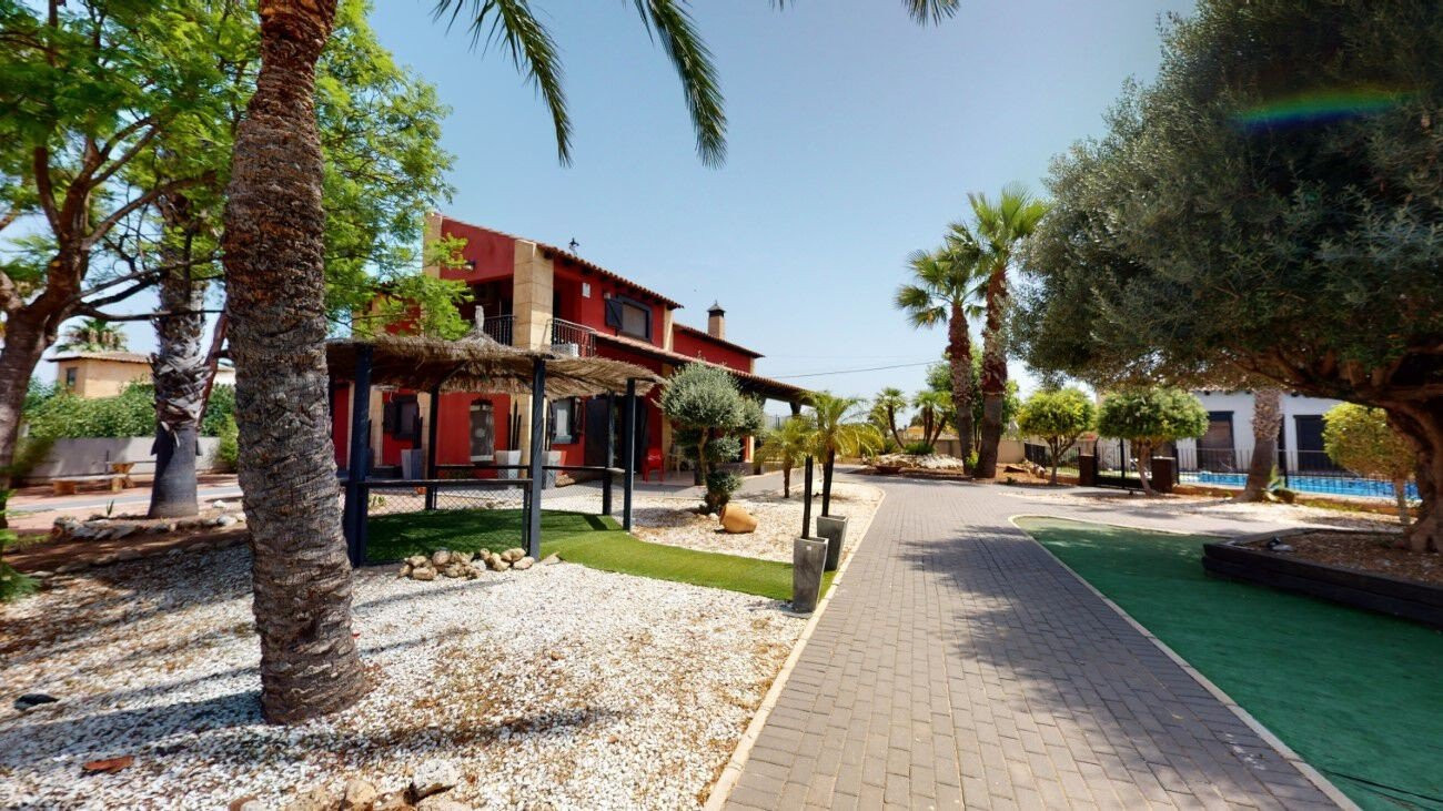 Villa in Catral - view 1