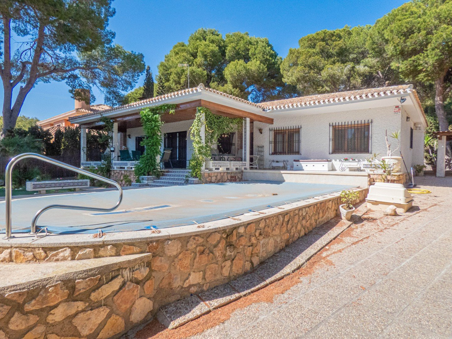 Villa in Urbanizacion los Balcones - view 1