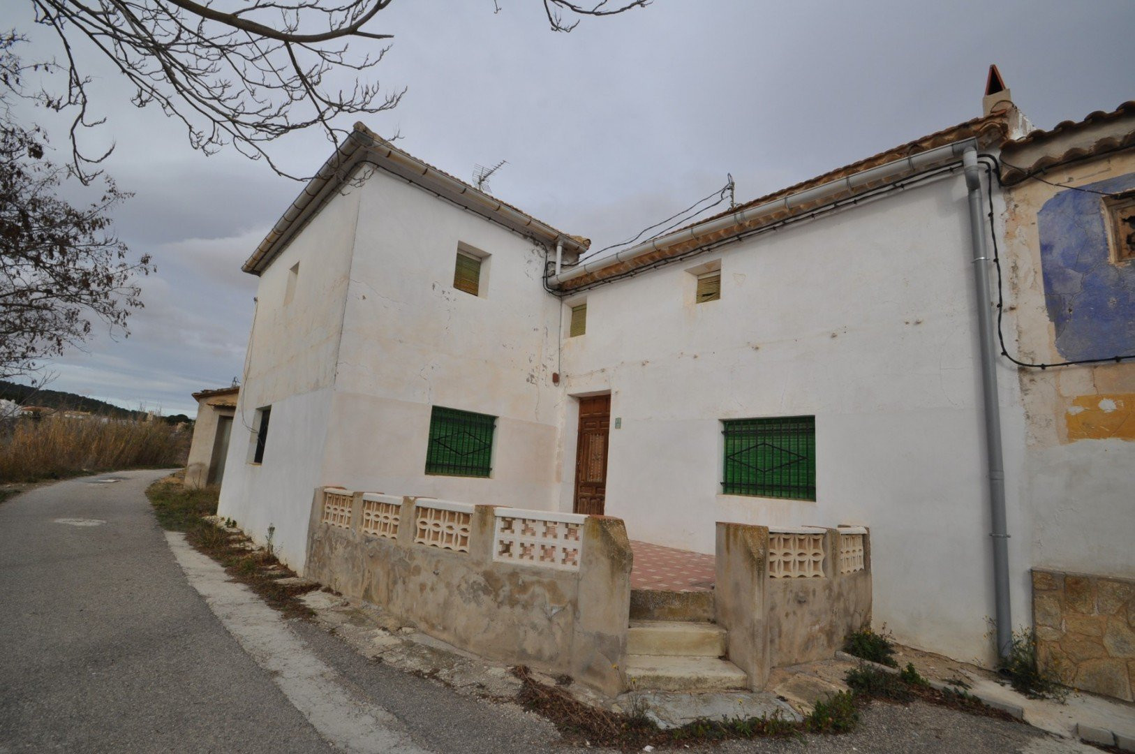 Villa in Alicante - view 1