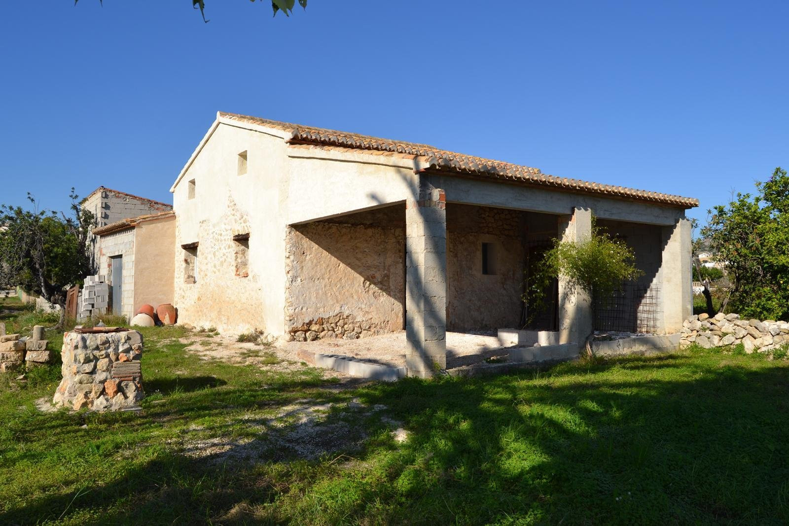 Villa in Alicante - view 1
