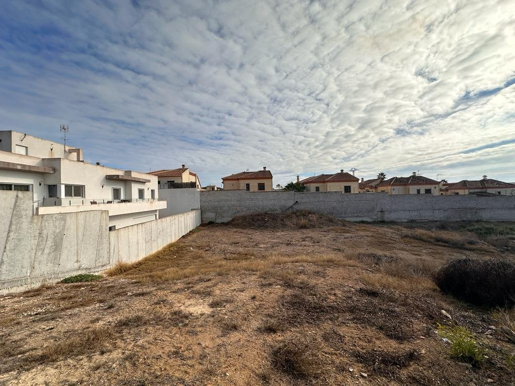House in San Fulgencio - view 1