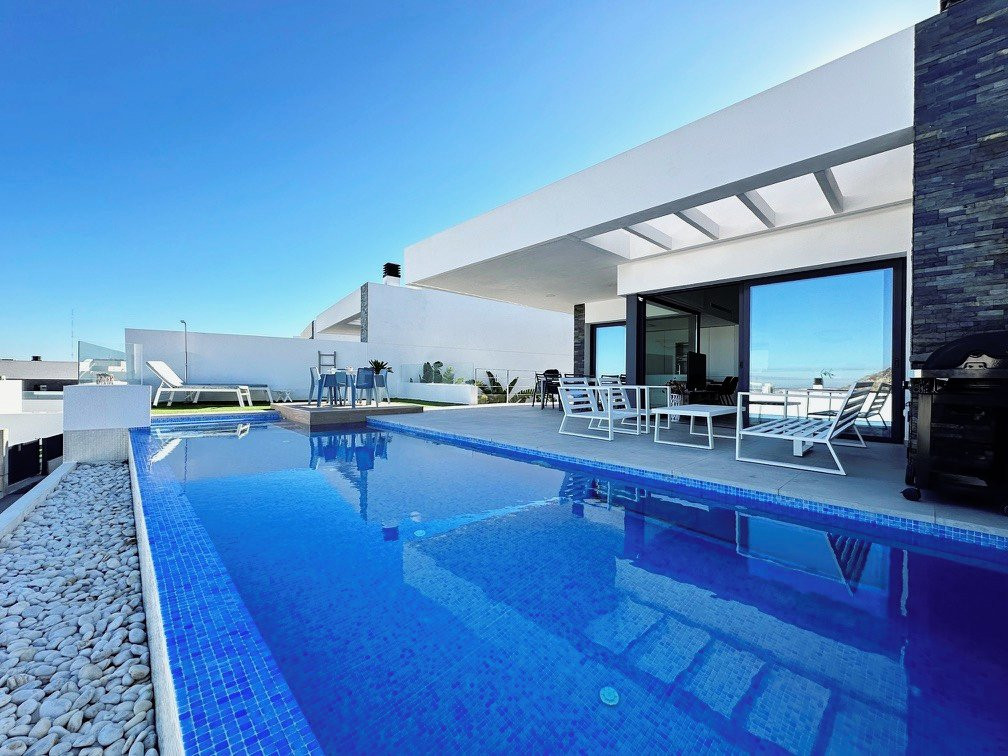 Villa in Rojales - view 1