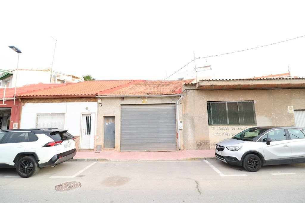 Villa in Torrevieja - view 1