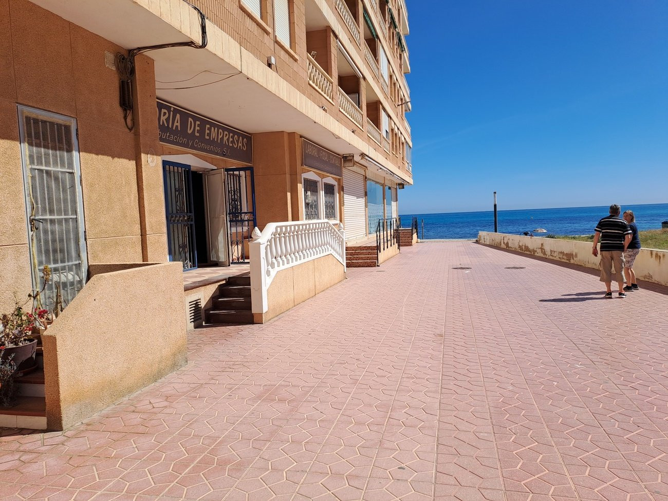 House in Alicante - view 1