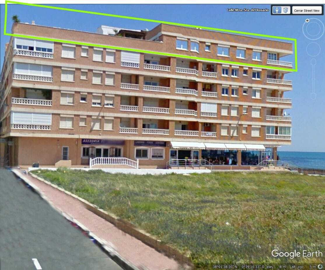 House in Alicante - view 1