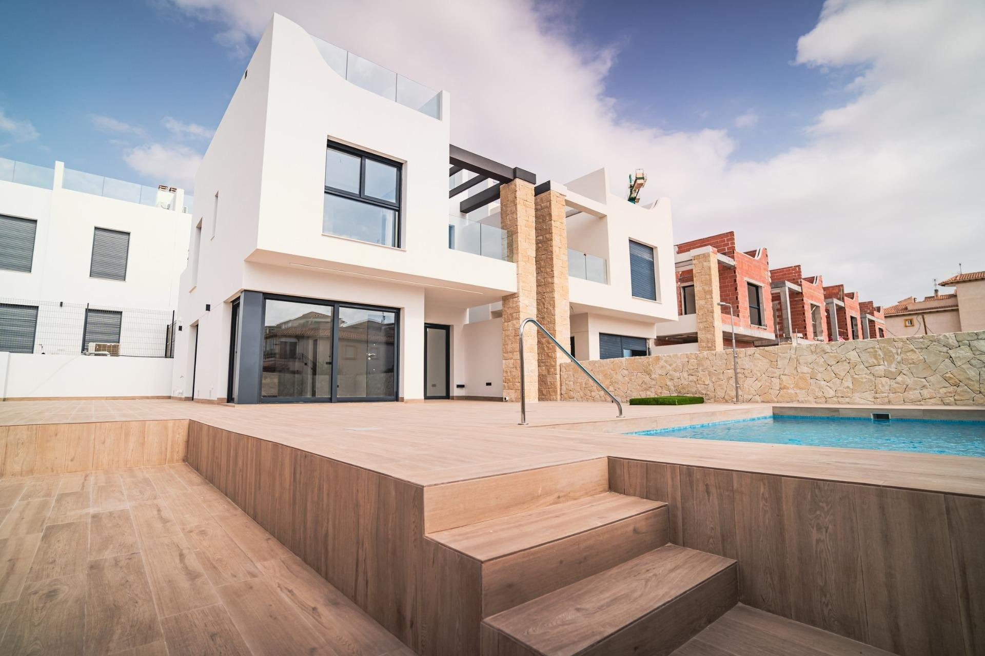 Villa in Urbanizacion los Balcones - view 1