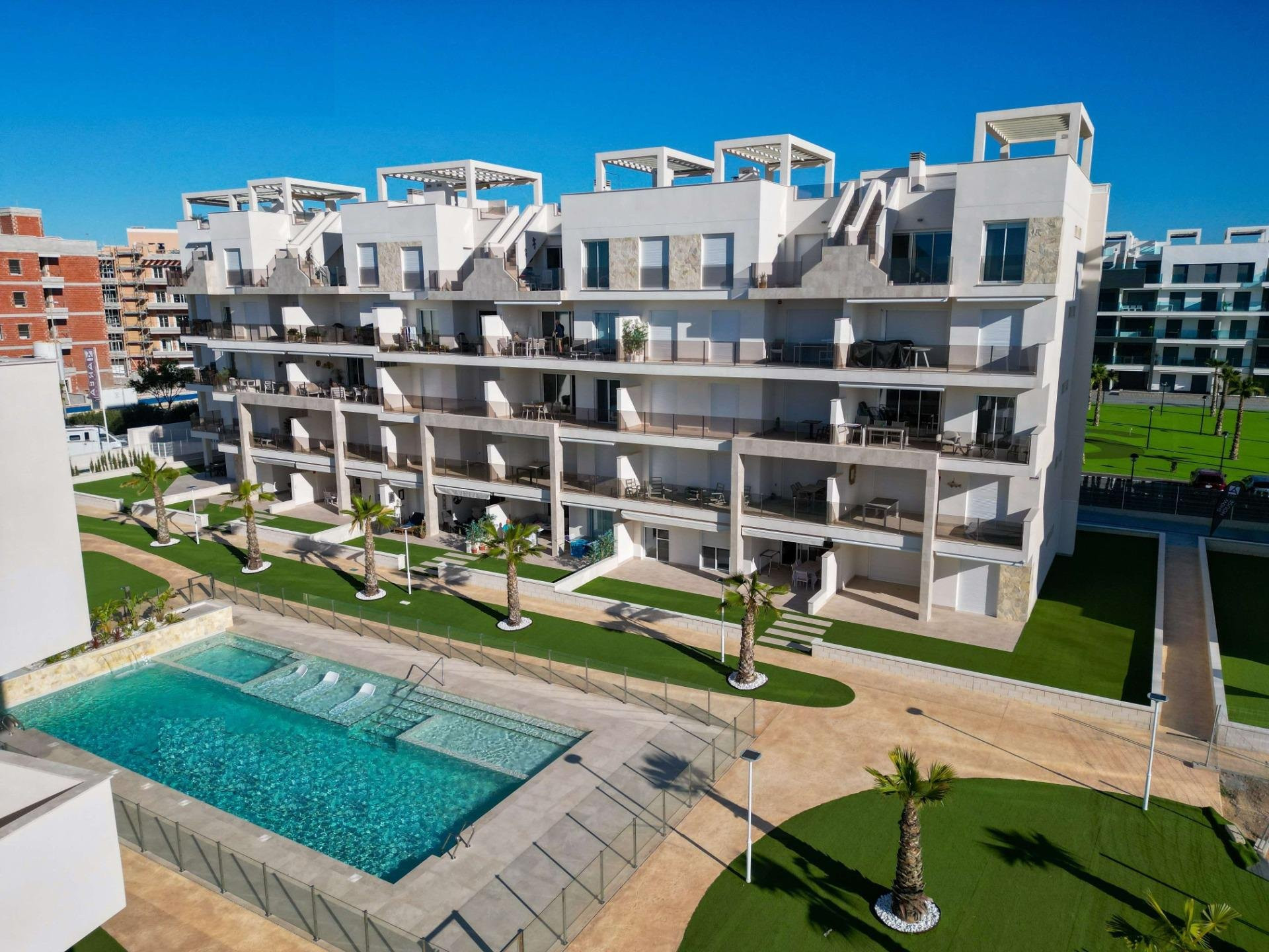 Apartment in Guardamar del Segura - view 1