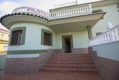 Villa in Alicante - view 1