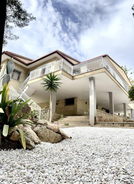Villa in Urbanizacion los Balcones - view 1