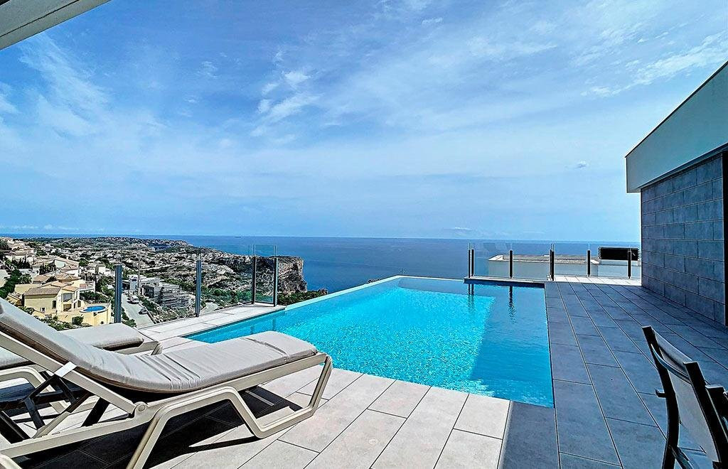 Villa in Benitachell - view 1