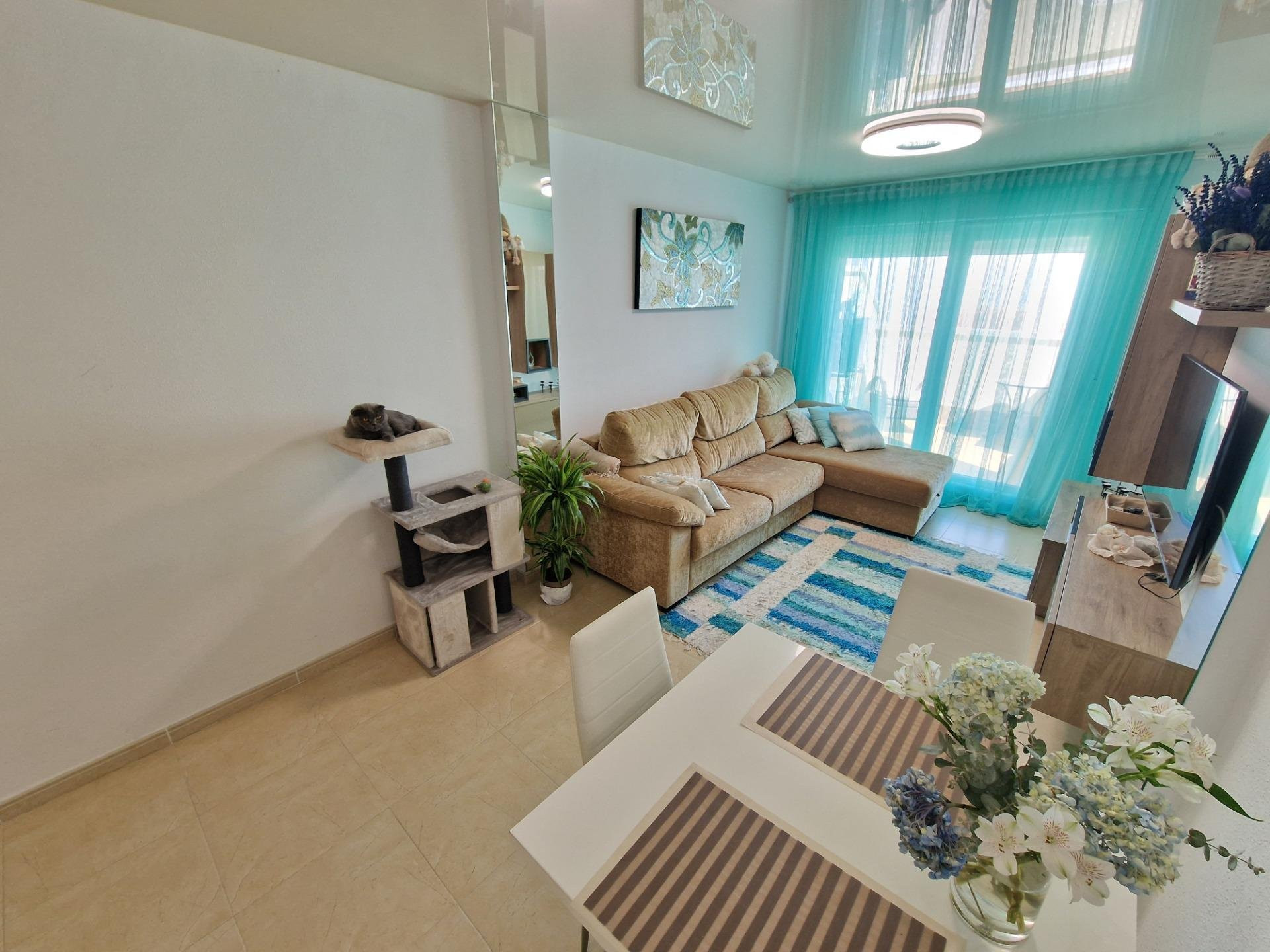 Apartment in Alicante - view 1