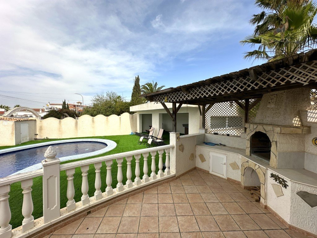 Villa in Ciudad Quesada - view 1