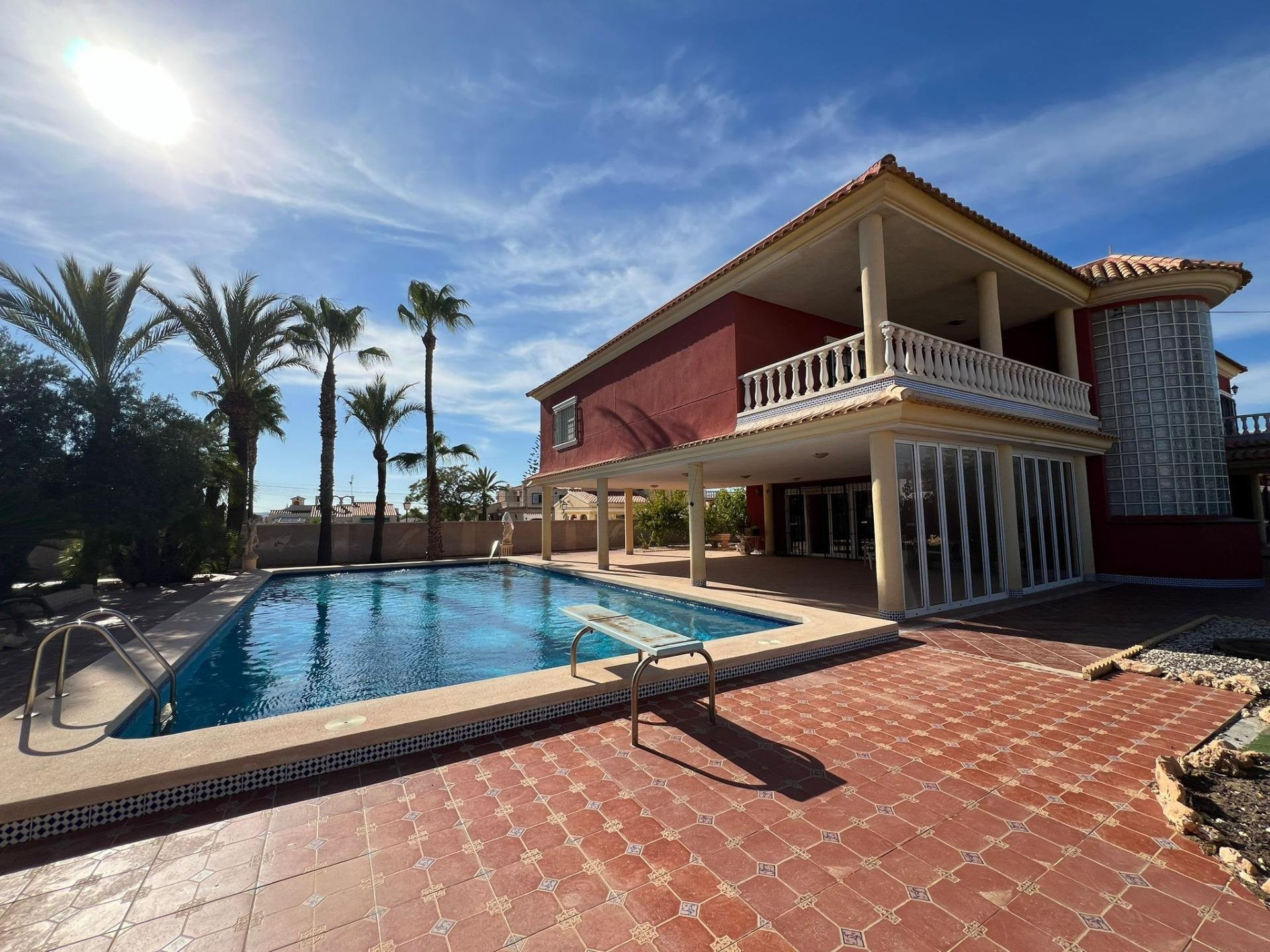 Villa in Alicante - view 1