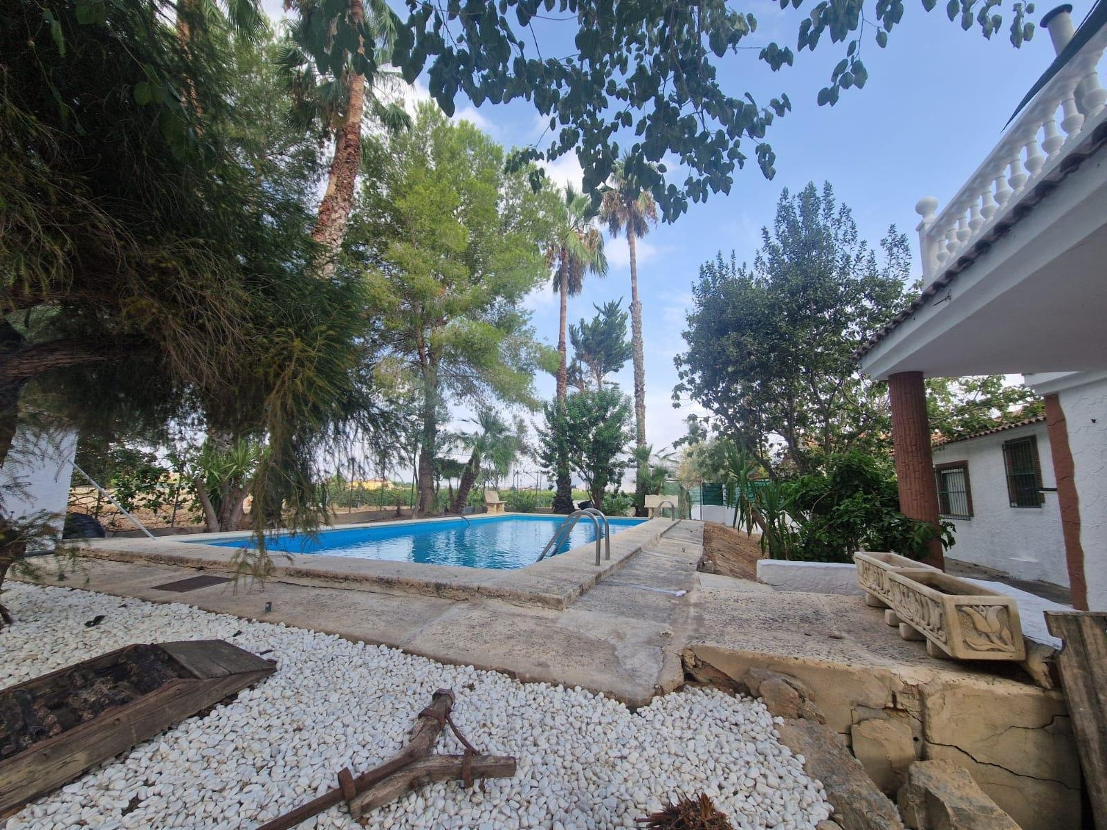 Villa in Urbanizacion los Balcones - view 1
