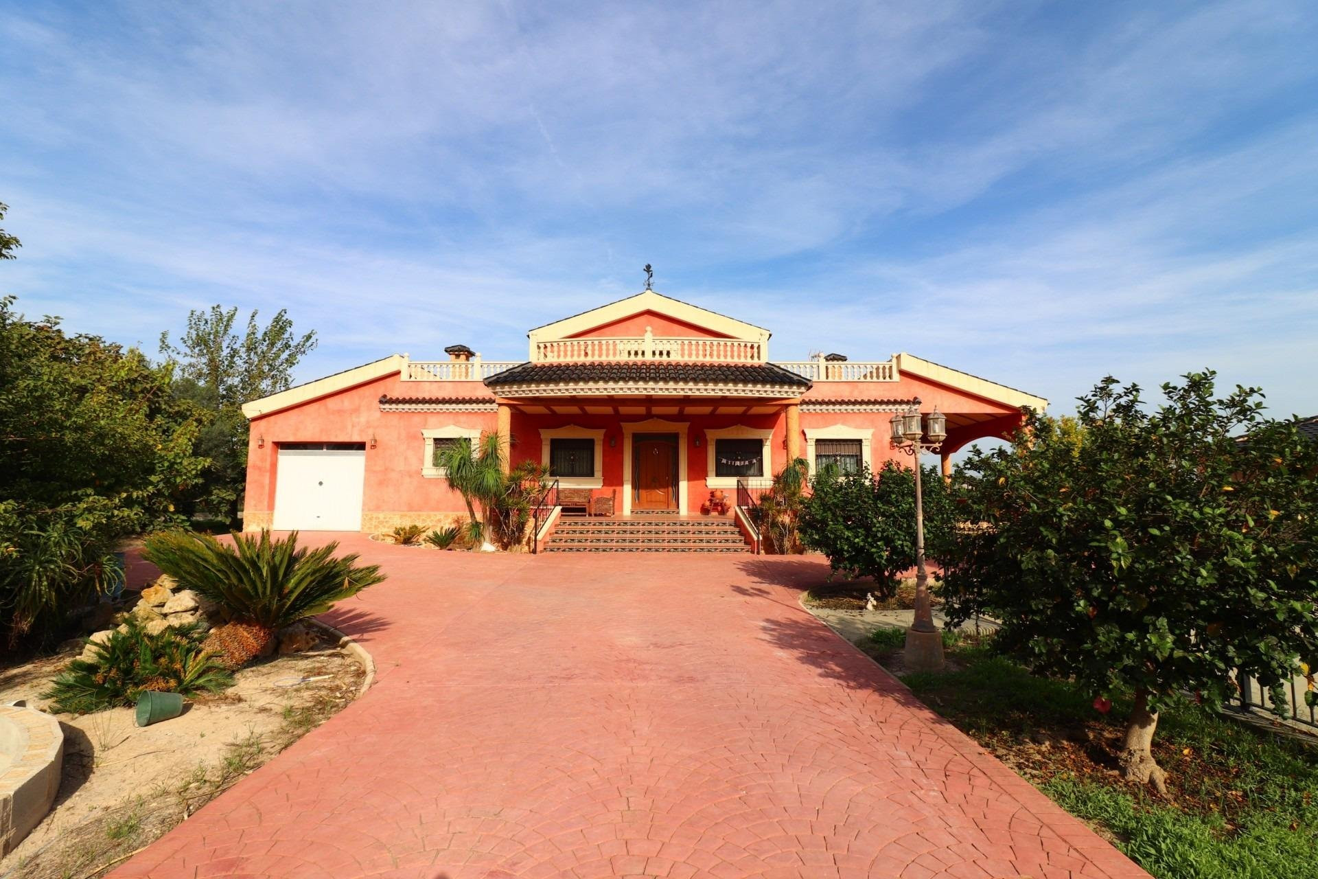 Villa in Urbanizacion los Balcones - view 1