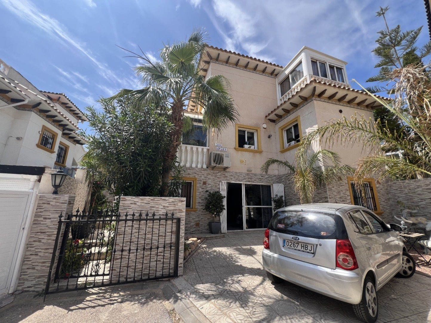 Villa in Urbanizacion los Balcones - view 1