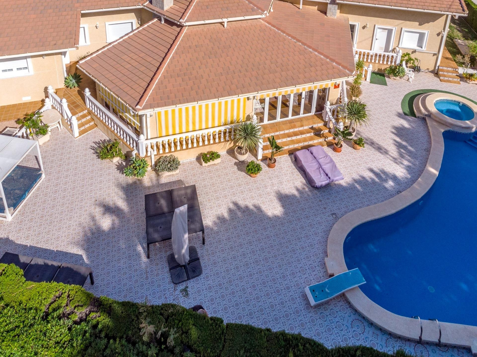 Villa in Urbanizacion los Balcones - view 1