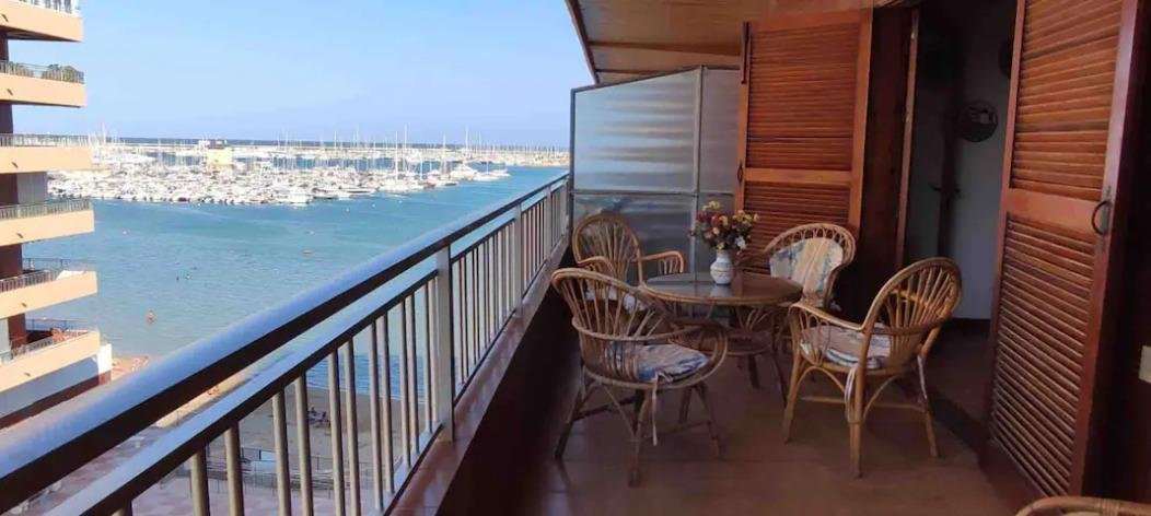 Apartment in Alicante - view 1