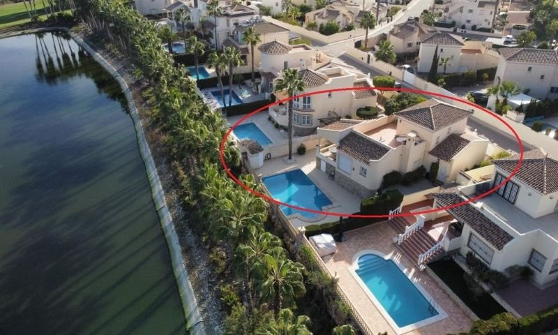 Villa in Urbanizacion los Balcones - view 1