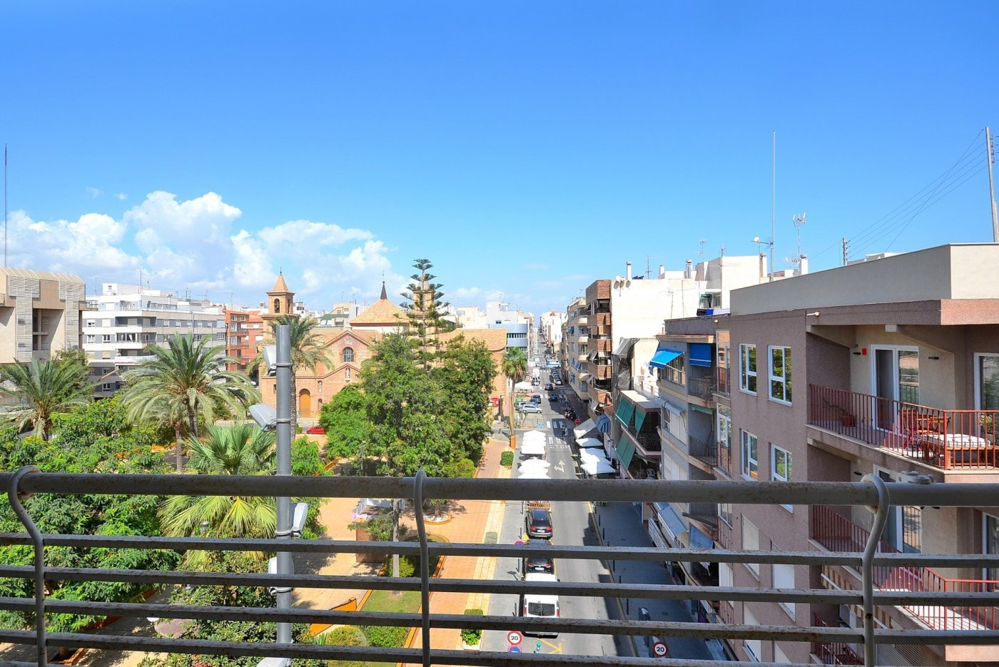 Apartment in Alicante - view 1