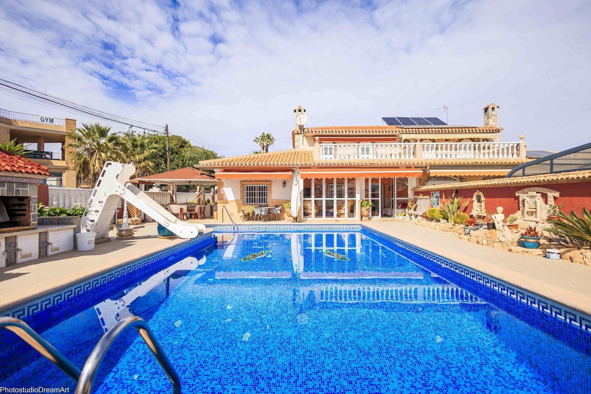 House in Urbanizacion los Balcones - view 1