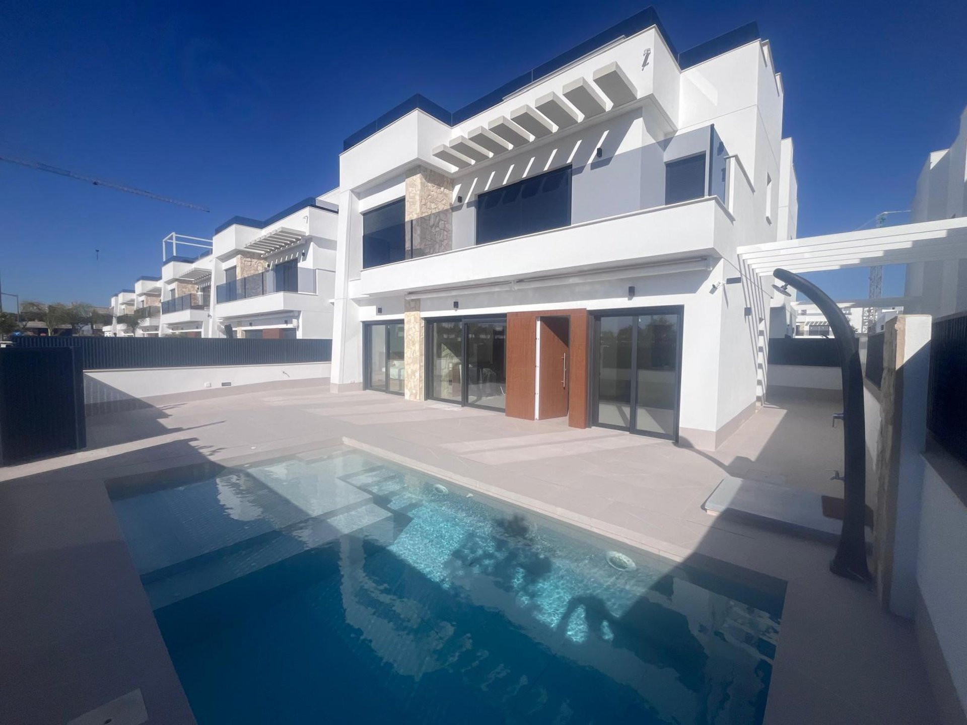 Villa in Torre-Pacheco - view 1