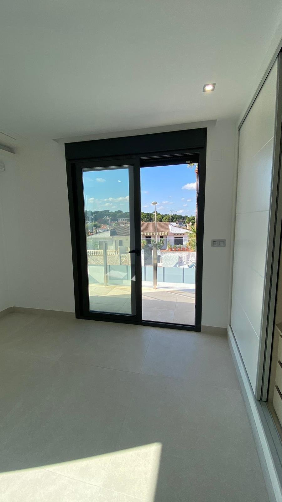 Villa in Urbanizacion los Balcones - view 1