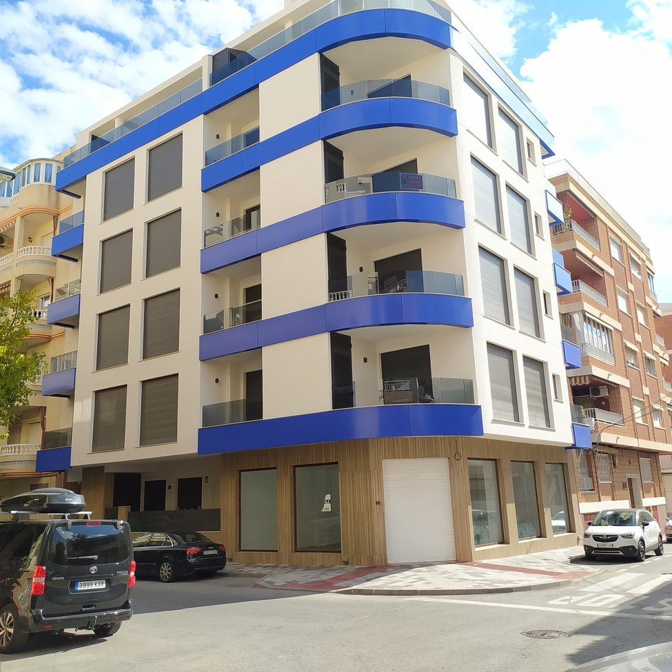 Apartment in Alicante - view 1