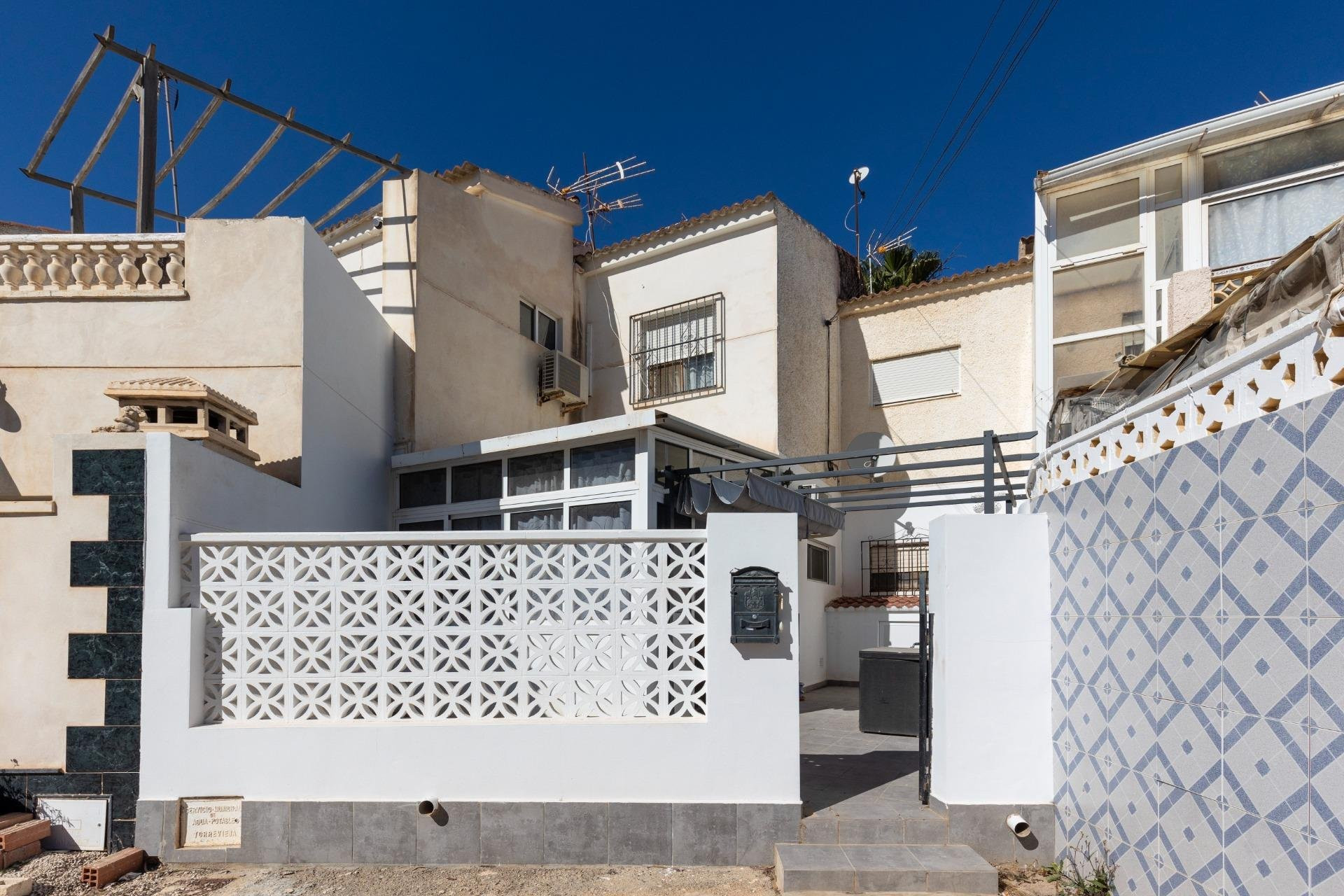 House in San Luis - view 1