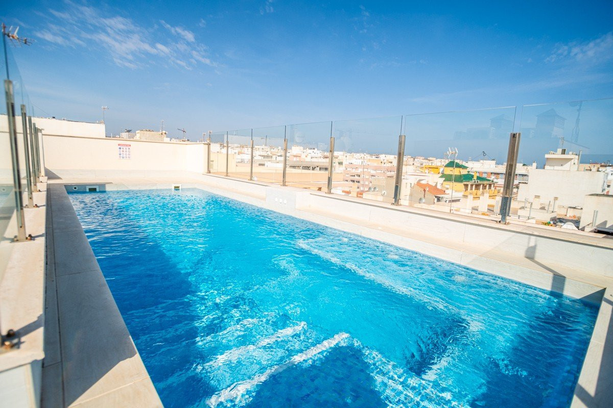 Apartment in Alicante - view 1