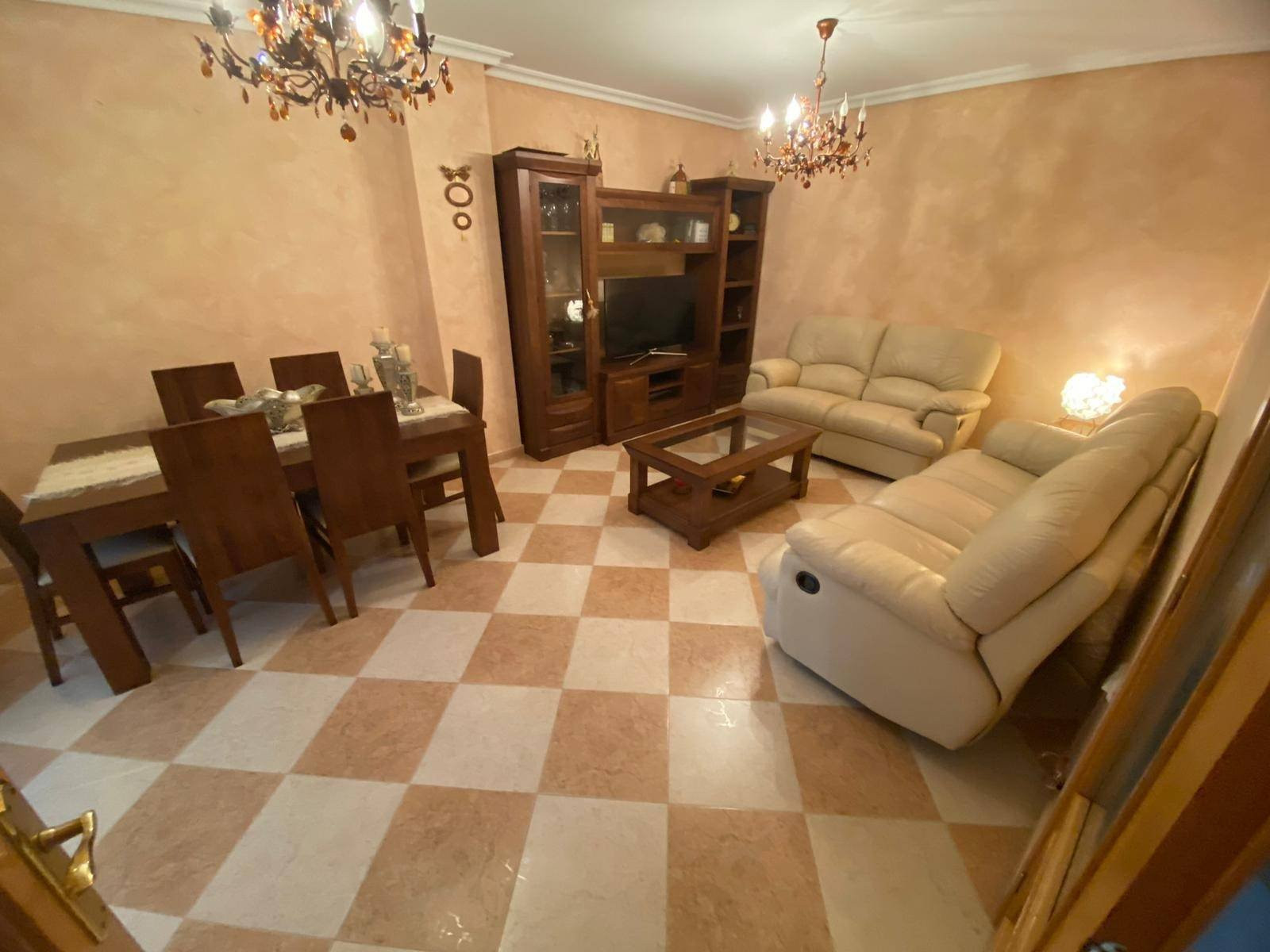 Apartment in Alicante - view 1