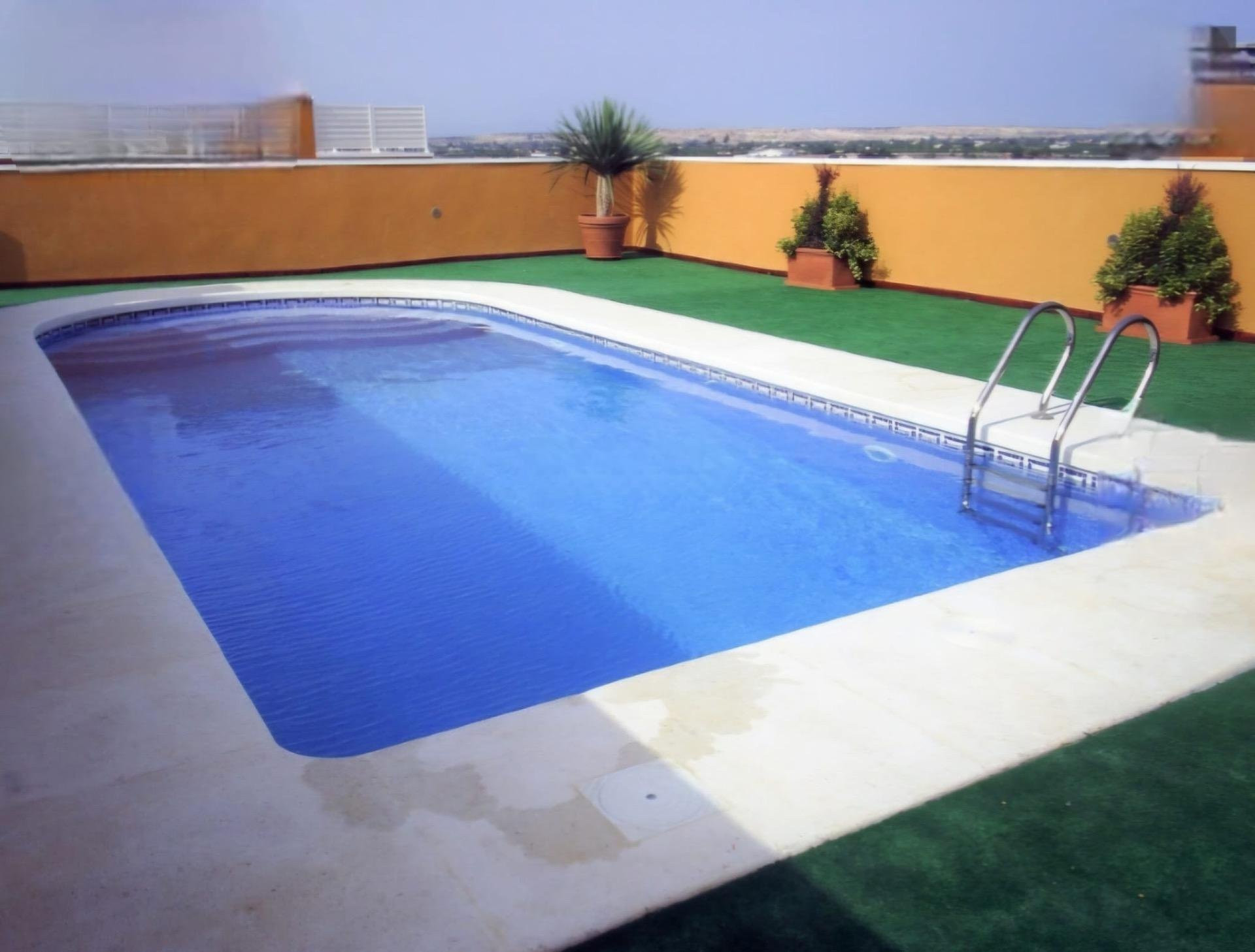 Apartment in Los Palacios - view 1