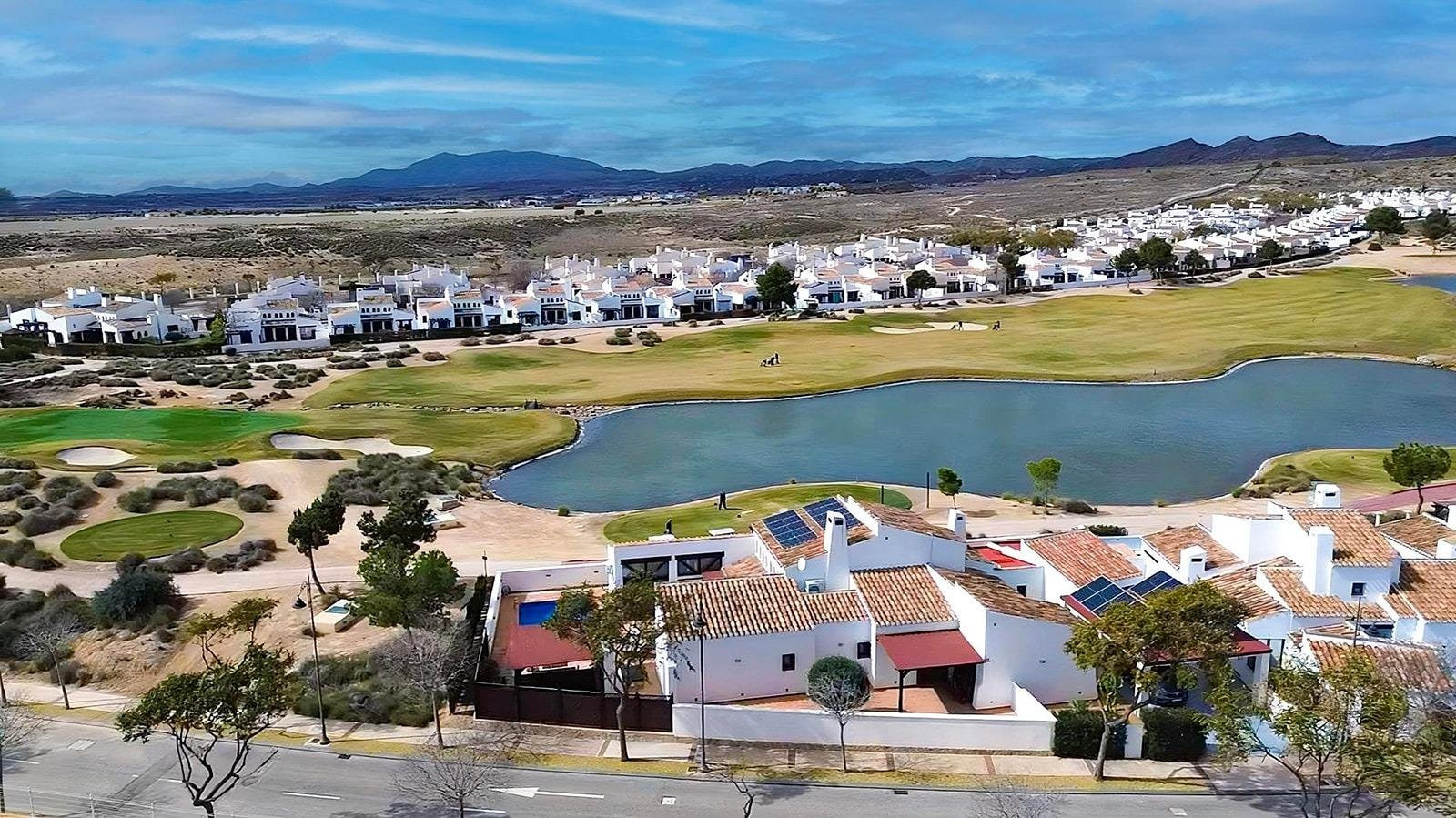 Villa in Murcia - view 1
