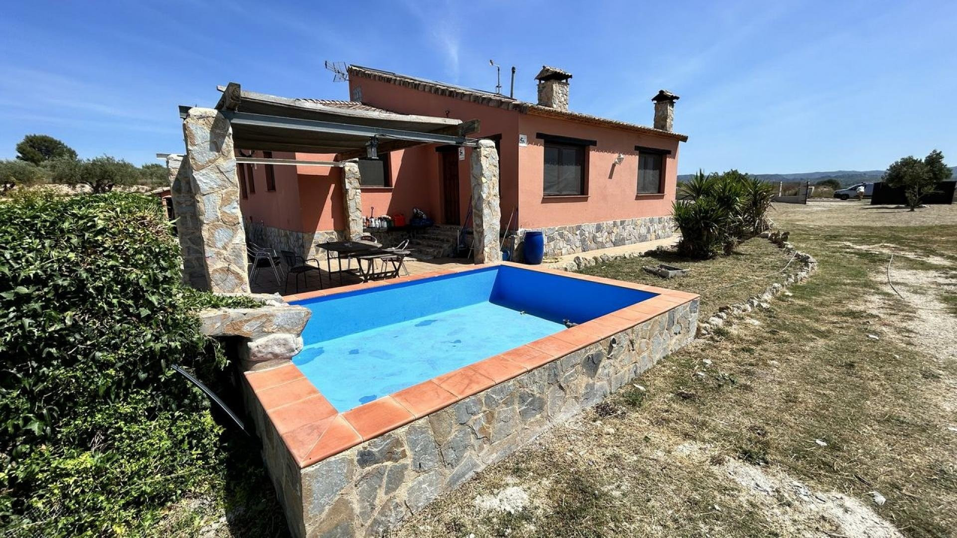 House in Valencia - view 1