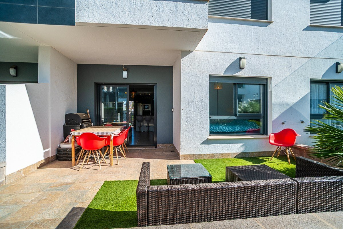 Apartment in Pilar de la Horadada - view 1