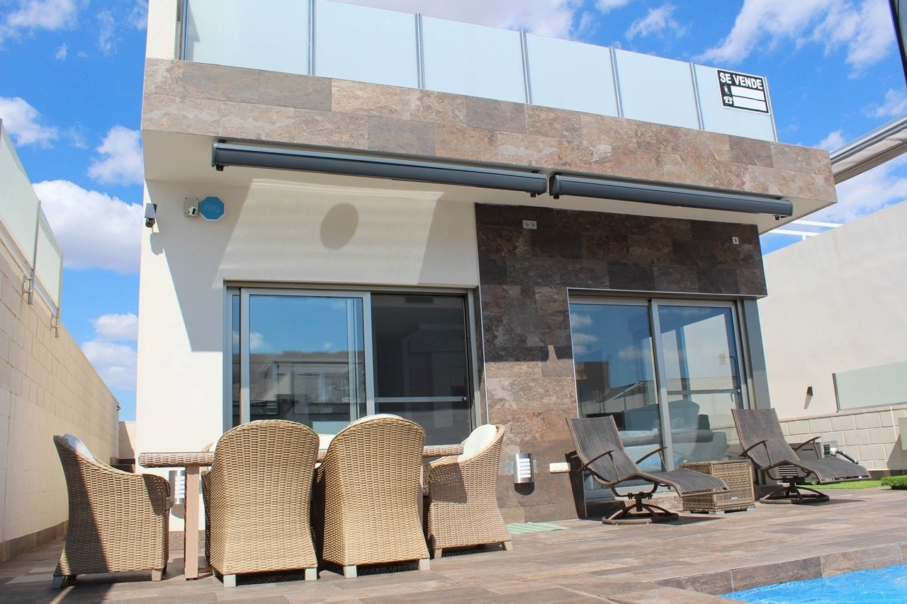 Villa in Urbanizacion los Balcones - view 1