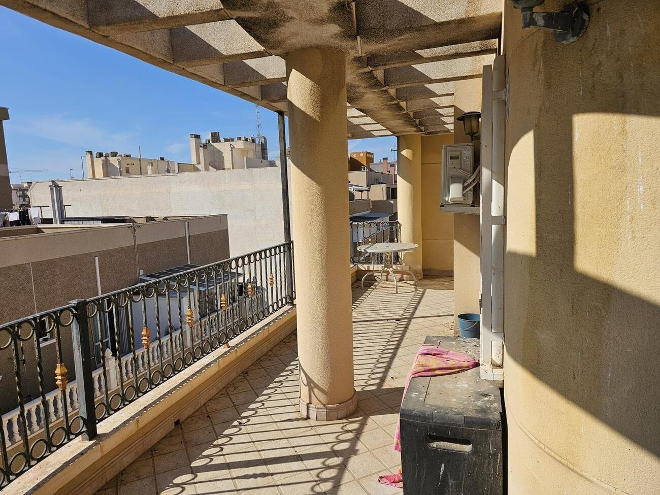 House in Alicante - view 1