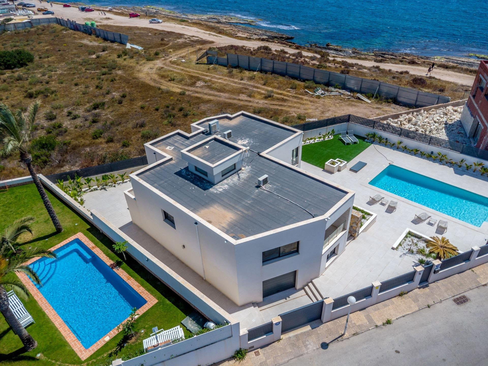 House in Alicante - view 1