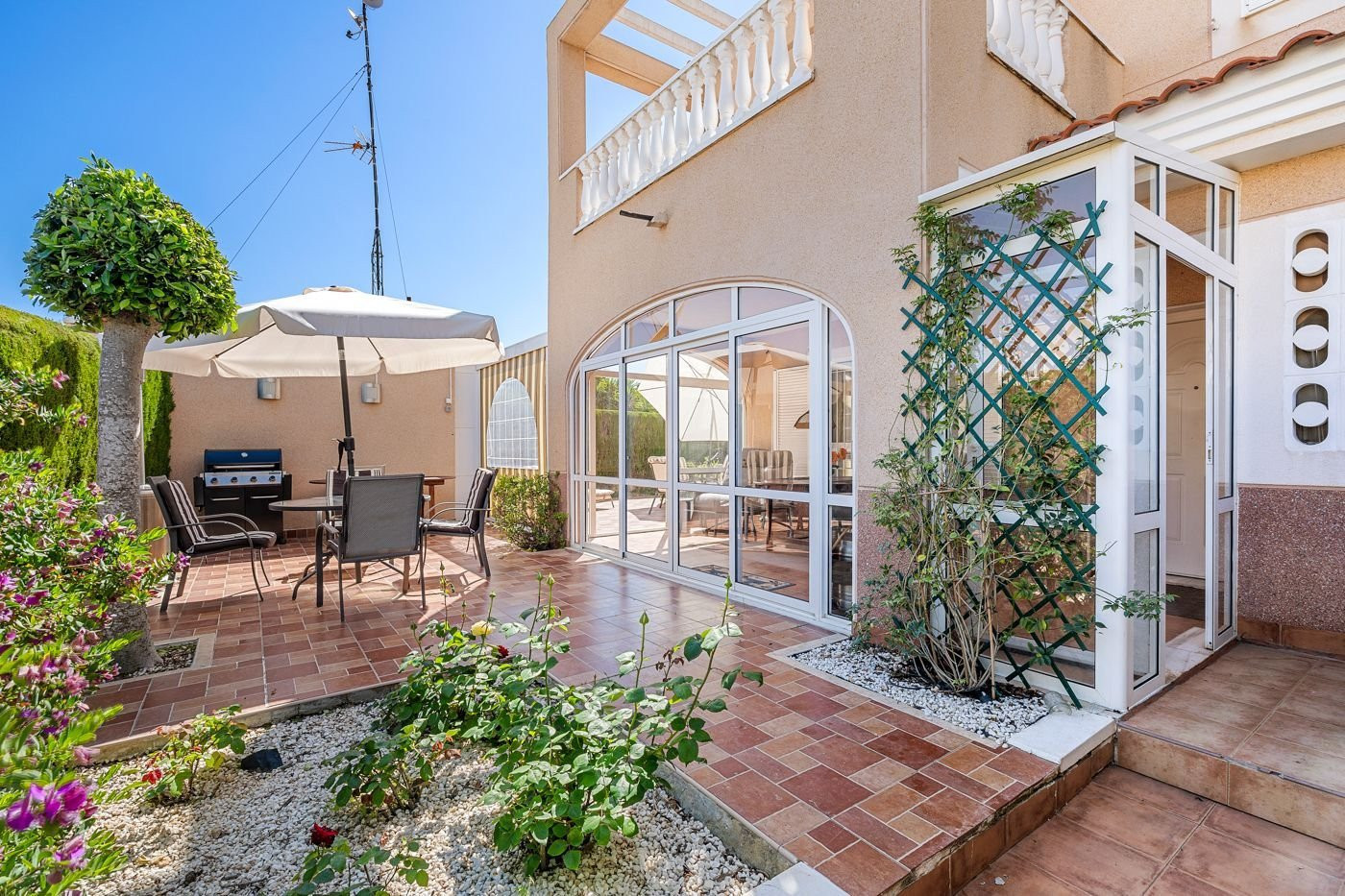House in Urbanizacion los Balcones - view 1