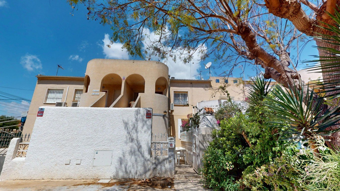 Apartment in Santa Cruz - view 1
