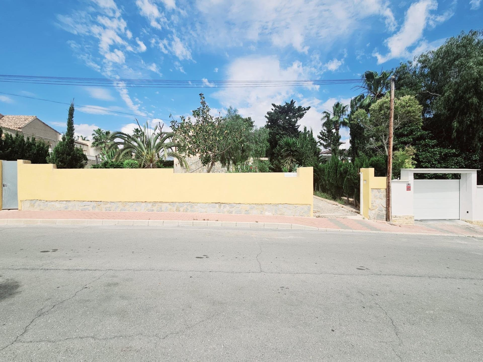 Villa in Torrevieja - view 1