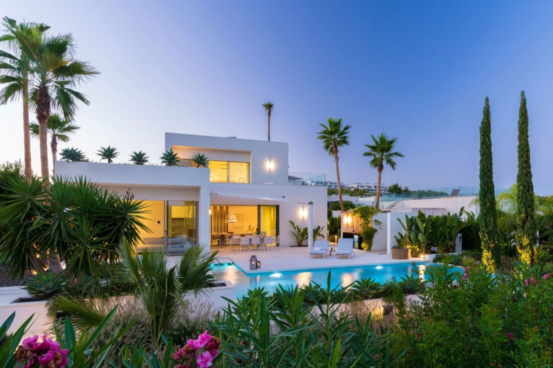 Villa in Alicante - view 1
