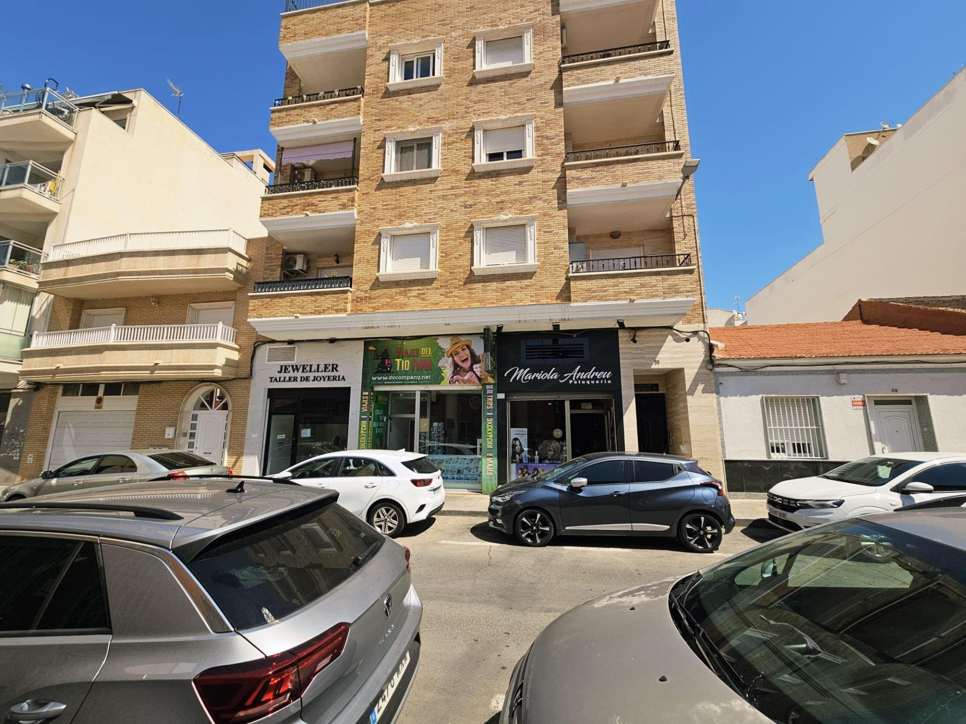 Apartment in Alicante - view 1