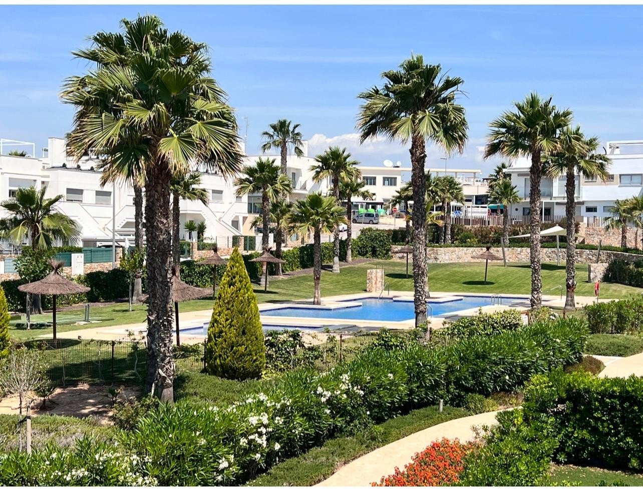 House in Alicante - view 1