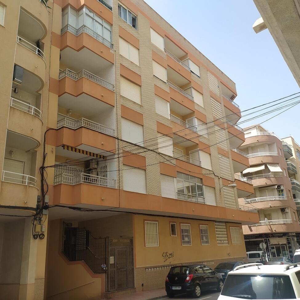 Apartment in Torrevieja - view 1