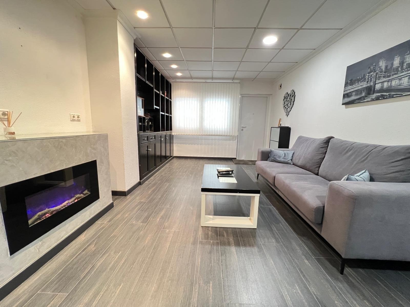 Apartment in Alicante - view 1